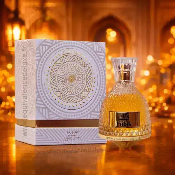 Falak Nusuk – Eau de Parfum orientale élégante Equivalence de Luxe Parfum Falak Nusuk eau de parfum orientale, flacon doré texturé avec boîte élégante, parfum mixte aux accords chauds