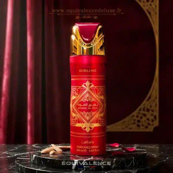 Brume parfumée Badee Al Oud Sublime rouge luxe brume parfumée lattafa sublime odeur fruitée vanille rose maison corps